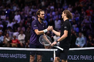 Эх, Медведев проиграл веселую зарубу Звереву. Упустив 2 матчбола