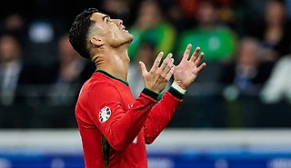 Роналду правда мешает Португалии?
