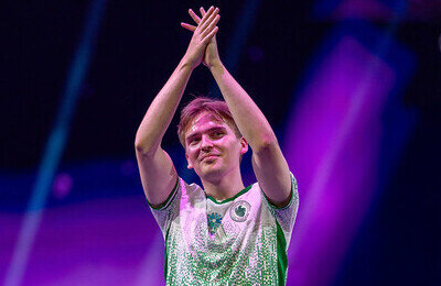 Оливер «Skiter» Лепко, Андреас Франк «Cr1t-» Нильсен, Станислав «Malr1ne» Поторак, Falcons, Кертис «Aui_2000» Лин, The International, Аммар «AMMAR_THE_FUCKER» аль-Ассаф, Цзинцзюнь «Sneyking» Ву, Gaimin Gladiators, Esports World Cup Dota 2