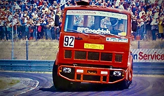«МАЗ» первым из СССР выступили в зарубежных гонках – на трассе «Ф-1»! Побеждал «Мерседес» и «Вольво»
