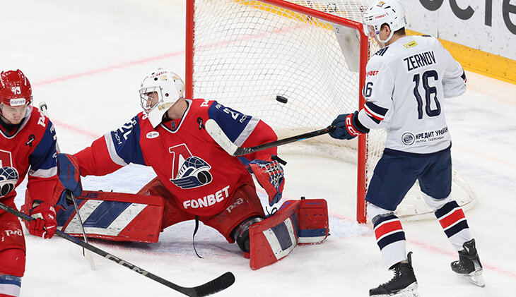 Фотография поста в ленте Сын Кошечкина все-таки вышел против команды отца. Пропустил 3 шайбы и проиграл