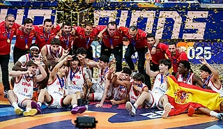 Ограбление века в финале Евро U18: Испания отыграла 8 очков за 41 секунду и уехала с золотом