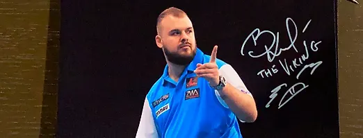 «Вы че, петухи!!!» Этого точно никто не ждал: скандал в российских дротиках