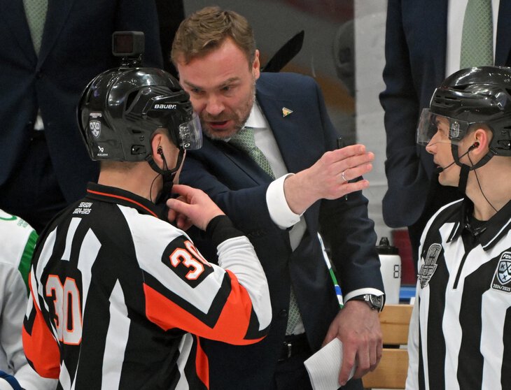 Фотография поста в ленте «Судьи должны лучше работать – было безобразие». Тренер «Салавата» сгорел после матча со «Спартаком»