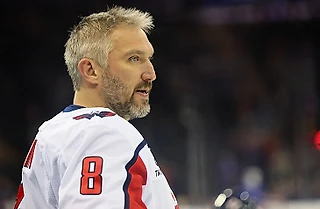 Овечкина не пускают на вбрасывания в своей зоне! Сегодня вышел впервые – сразу гол