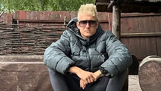 Алтайские бани, футбольное поле в Калтане и тренажерка в Новокузнецке – Головин обожает отпуск в глубинке!
