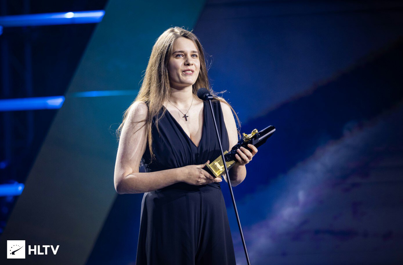 Ana – лучшая каэсерша в мире. Она впервые играет на топовом лане