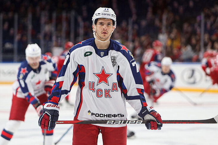 «Локомотив» сверг ЦСКА с вершины КХЛ. Чемпионское окно закрыто