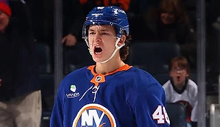 Чумовой камбэк на последних минутах! «Айлендерс» тащит 18-летний защитник