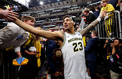 университет Иллинойс, драфт НБА, университет Мичиган, Иван Харченков, NCAA, университет Аризона, университет Коннектикут