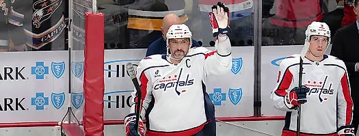 Болельщики «Питтсбурга» стоя поздравили Овечкина с 900-м голом. Вот это уважение!