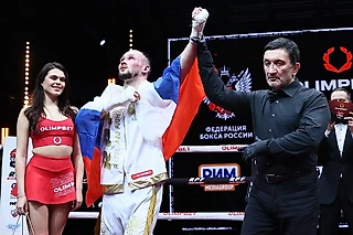 Виталий Петряков в Казани победил Никиту Мирошниченко
