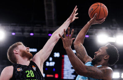 Гранды российского баскетбола и первая команда Йокича в WINLINE Basket Cup!