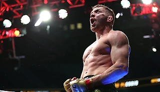 Дю Плесси – лучший «дерьмовый» боец UFC. Подчиняет беспорядочному стилю лучших ударников-средневесов