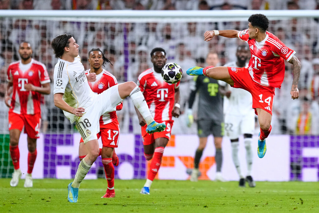 Альваро Арбелоа, Бавария, Винисиус Жуниор, Мануэль Нойер, Венсан Компани, Трент Александер-Арнолд, Килиан Мбаппе, Лига чемпионов УЕФА, Реал Мадрид, Майкл Олисе