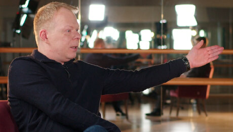 «Порой думаешь: послать это все!» Интервью с эмоциональным Дудаковым