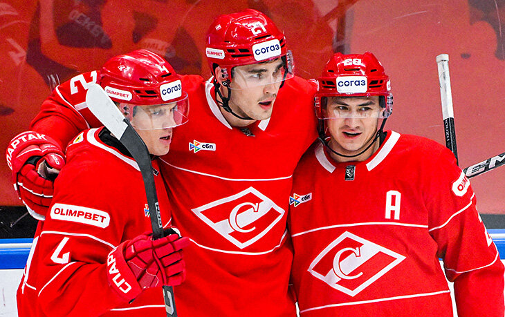 Гениальный розыгрыш «Спартака»: вратаря «Автомобилиста» уложили передачами