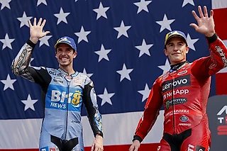 Сказочная история года: братья Марк и Алекс Маркес впервые за 80 лет мотогонок завершили чемпионат на двух первых строчках