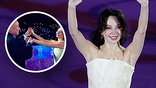 Туктамышева трогательно попрощалась со спортом: слезы, танец с Мишиным, магия от зрителей