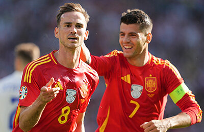 Шикарный старт Испании: разгром. Но почему отменили гол Хорватии после пенальти?