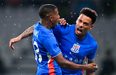 Слуцкий победил в дерби! Но в таблице 1 очко и 10-е место