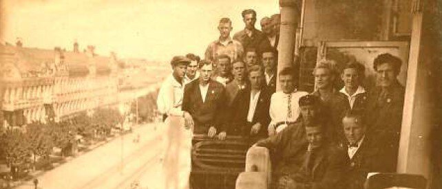 «Со сборной Германии по СССР» (турне немецких футболистов в 1930 году)