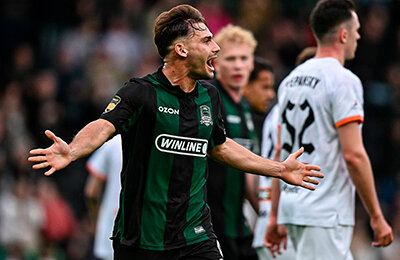 «Краснодар» уверенно обыграл «Амкал» с голом молодого таланта