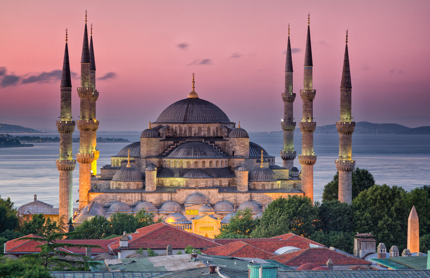 Правила въезда в Турцию в 2024 году для россиян: нужна ли виза и загранпаспорт