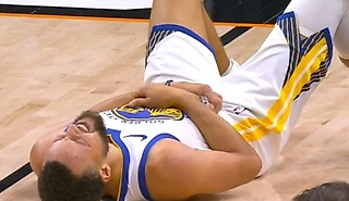 Злодей НБА №1 продолжает охоту на звезд – ударил Стефа Карри в живот. Это почти спасло «Голден Стэйт»