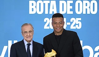 Мбаппе получил «Золотую бутсу» в випе «Бернабеу». Впервые