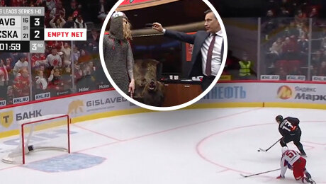 Окулов не попал в пустые ворота – главный тренер предложил ему очки🤓