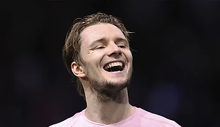 «Да это ж крыса ######». Соперник хотел отправить Бублика домой – но поехал сам