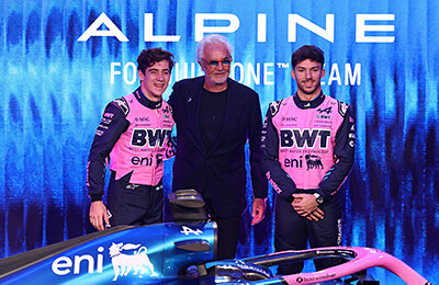 Год истины для самой хаотичной команды «Ф-1»: успех или уход «Рено» из Гран-при?