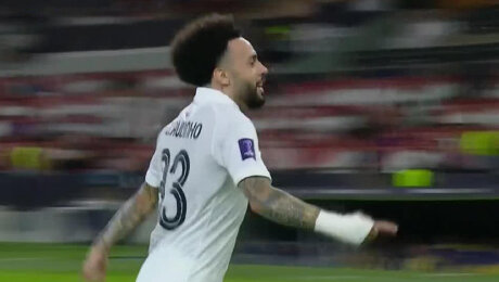 Клаудиньо сверкнул с 1+1, Бензема запорол пенальти в серии. Так «Аль-Садд» выбил «Аль-Хилаль» из ЛЧ