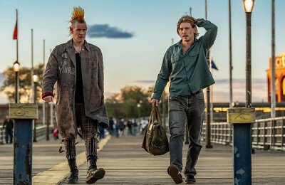 Остин Батлер, Зои Кравиц, Актеры, Пойман с поличным, Фильмы, Мэтт Смит, Юрий Колокольников