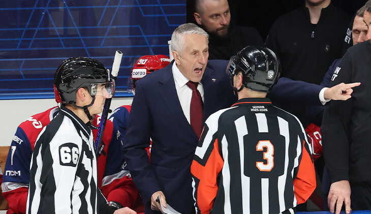 «Деда трясет, #####». Судья оценил Боба Хартли – на всю арену