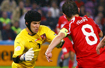 Безумный камбэк, полевой в воротах, сверкающий Нихат: у Чехии и Турции уже был грандиозный матч на Евро – в 2008-м