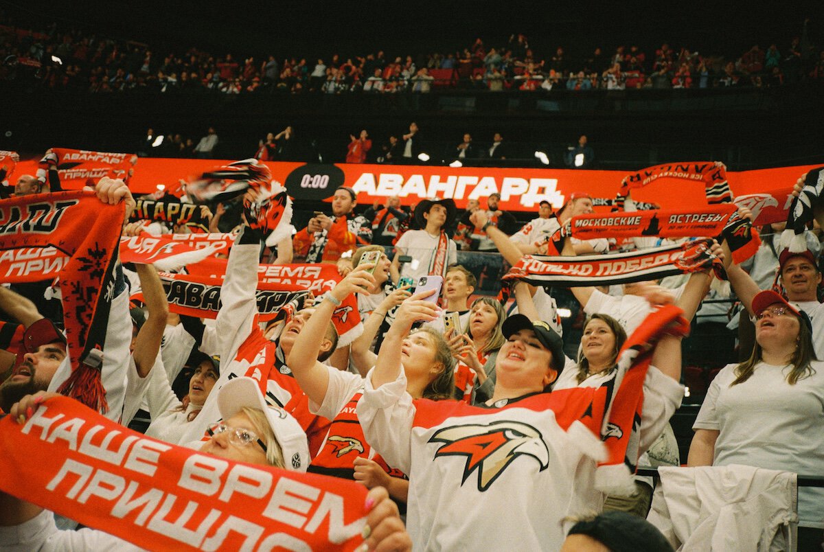Омск живет хоккеем: как за «Авангард» болеет весь город?