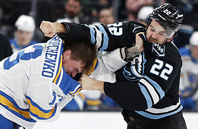 Алексей Торопченко, Павел Бучневич, драки, Юта, НХЛ, Джек Макбэйн, Сент-Луис