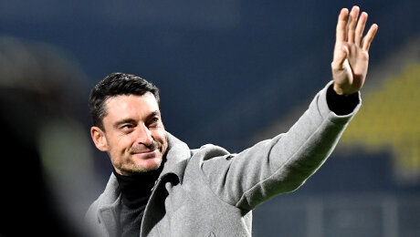 Риера возглавил «Айнтрахт»! Хотя два месяца назад продлилcя с «Целе» и говорил о счастье