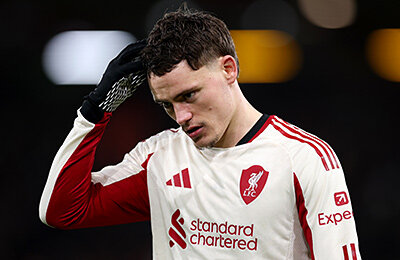 Эрлинг Холанд, Джеррод Боуэн, премьер-лига Англия, Гранит Джака, Брайтон, Кристиан Ромеро, Вулверхэмптон, Вест Хэм, Сандерленд, Борнмут, Томас Франк, Тоттенхэм, Антуан Семеньо, Доминик Собослаи, Бернли, Манчестер Сити, Фулхэм, Омар Мармуш, Ливерпуль, Микки ван де Вен