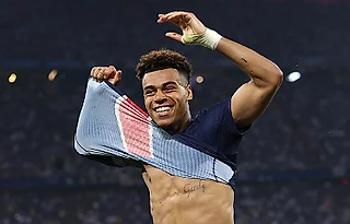 Дуэ – Golden Boy за мощный 2025-й. У «ПСЖ» это второй после Мбаппе