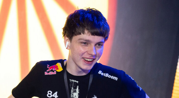Трансферы, Falcons Esport, Максим «Kyousuke» Лукин, Илья «m0NESY» Осипов, Данил «donk» Крышковец