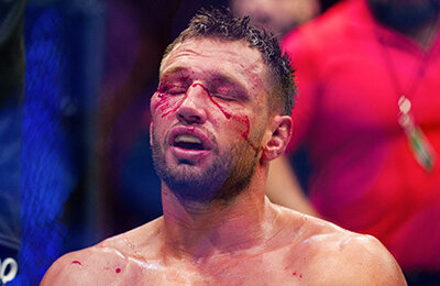 Хотел драться с Чимаевым, но сдался из-за усталости. Что случилось с Ренье де Риддером