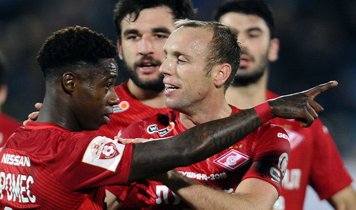 «Русские своих не бросают», «европейскому суду веры нет», «пусть тренирует детишек у нас». Экс-спартаковцы защищают Промеса