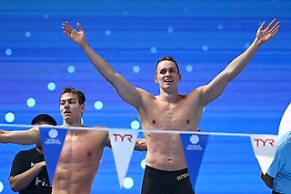 🥇 «Нет слов, это безумие». Россия выиграла эстафету на ЧМ!
