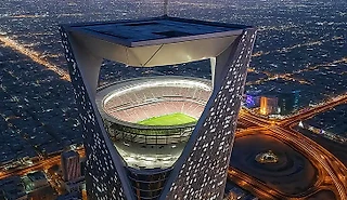 Суперпроект стадиона к ЧМ-2034 на небоскребе в Саудовской Аравии. Жаль, но фэйк