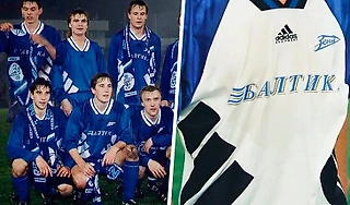 В 90-х «Зенит» играл против «Балтики» с надписью «Балтика» на груди. Титульный спонсор до эпохи «Газпрома»