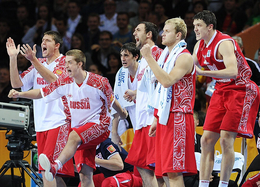 Испанский баскетболист бо круз. Сборные чемпионы европы по баскетболу. Сборная испании баскетболгаруба. Кубок европы по баскетболу. Чемпионат европы баскетбол 2007 финал.