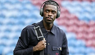 Врачи «МЮ» сломали карьеру Туанзебе. На медштаб жаловались Харгривз, Шоу и даже Бест